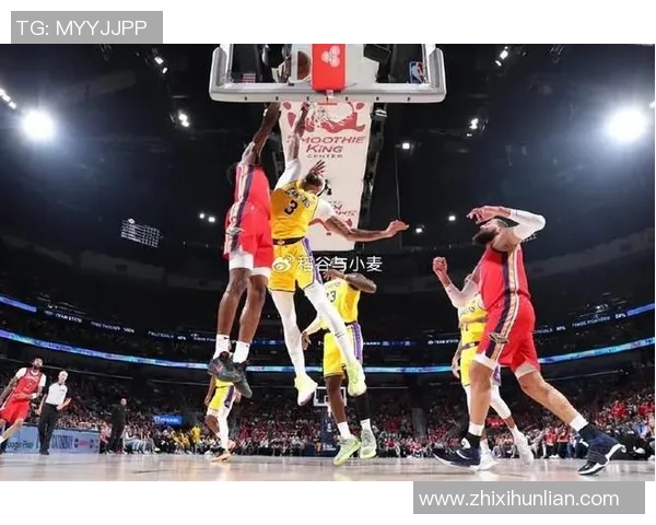 小琼斯精彩扣篮对决猛龙队展现惊人弹跳与技巧的巅峰时刻