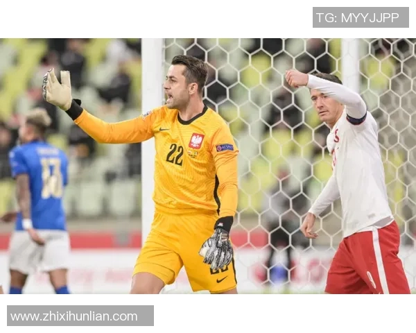 韩国与意大利激战正酣足球场上头球对决引发热议